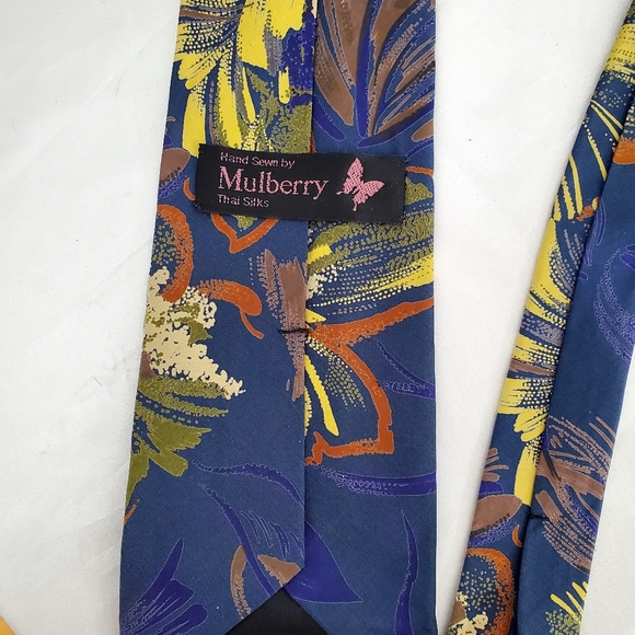 Authantic Mulberry Silk tie - Picture 10 of 13